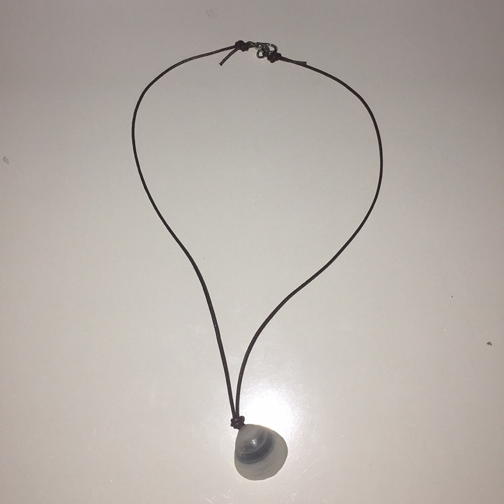 HANDMADE shell necklace